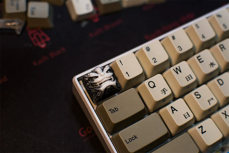 1pc handmade resin key cap for MX switch mechanical keyboard Owl multi-color personalized resin keycaps color can be customized