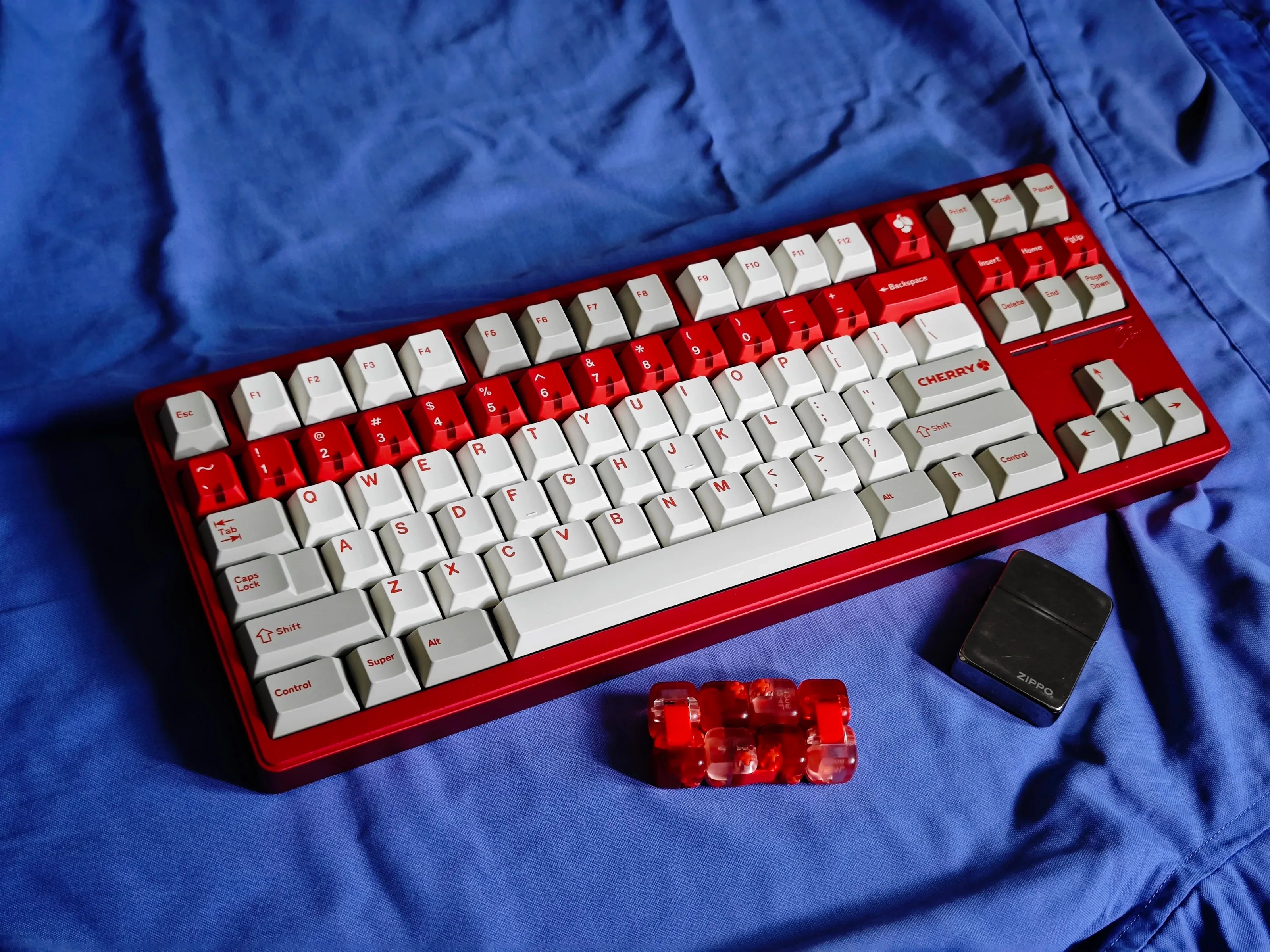 GMK Red Alert Theme Keycaps Cherry Profile PBT Thermal Sublimation Keycap Customized Keycaps Compatible with Mechanical Keyboard
