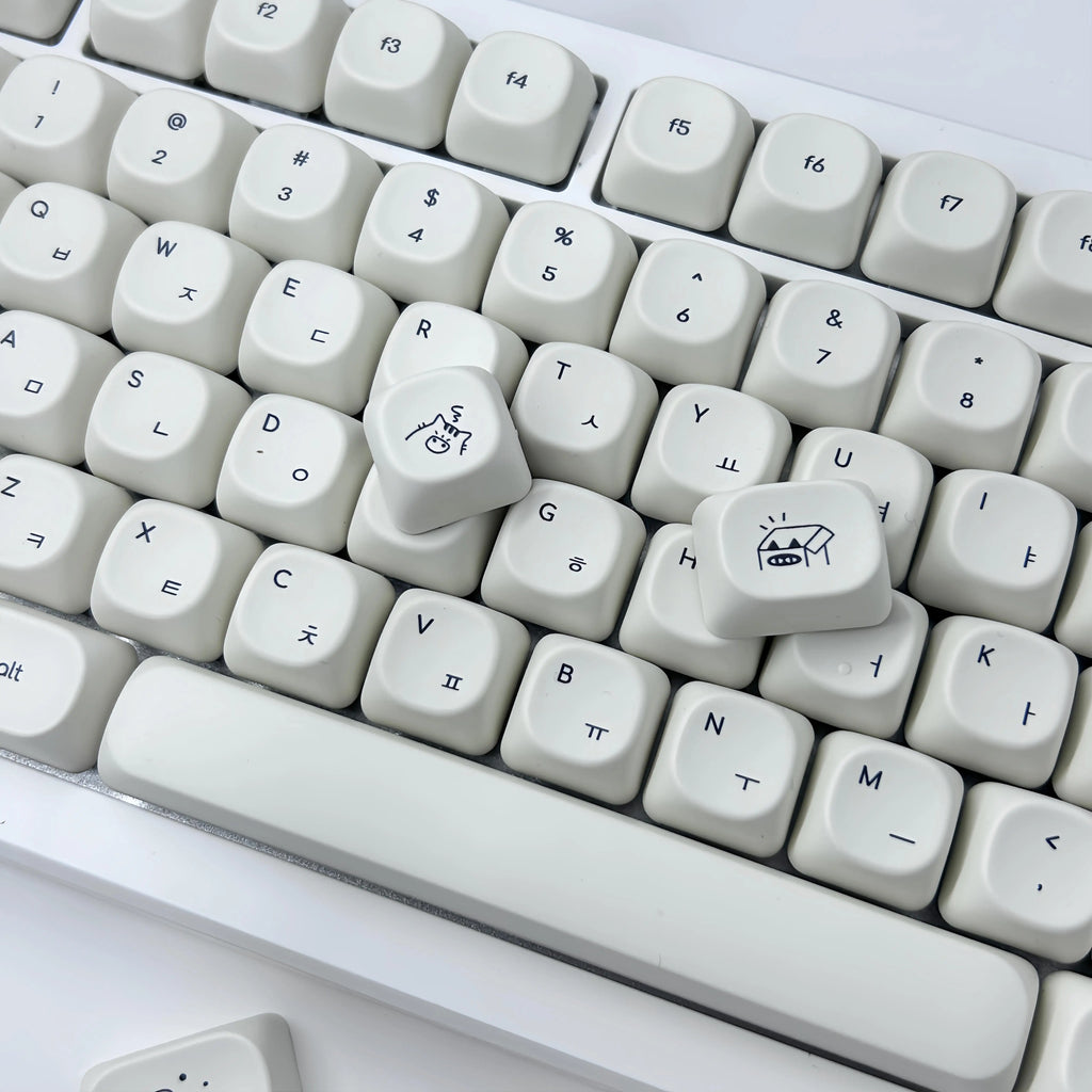 Simple Milky White Cute Cat Theme Keycap 124Keys PBT Sublimation MOA Profile Round Ball Caps Korean Mechanical Keyboard Keycaps