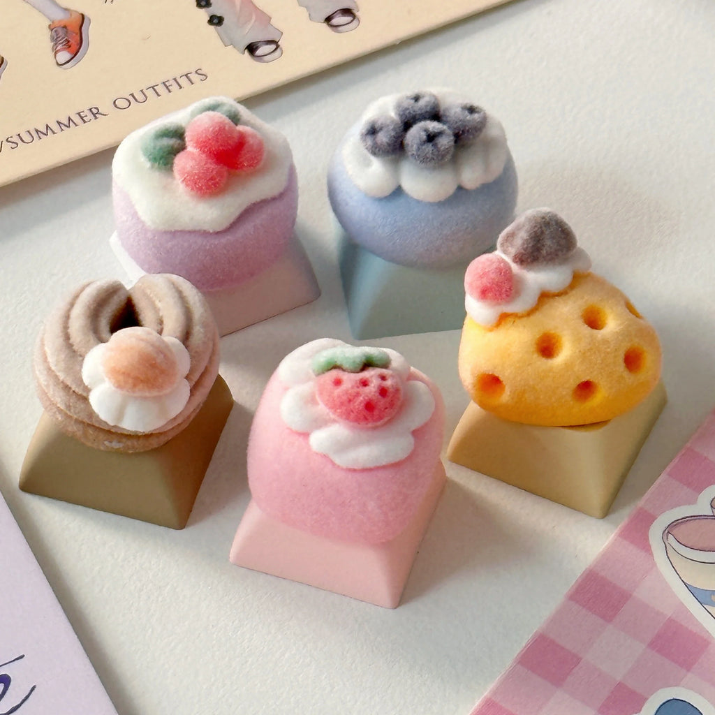 Lifelike Small Cake Keycap Personalized Handmade Key Cap Random 2pcs Cute Girly Heart Keycaps for DIY Mechanical Keyboard