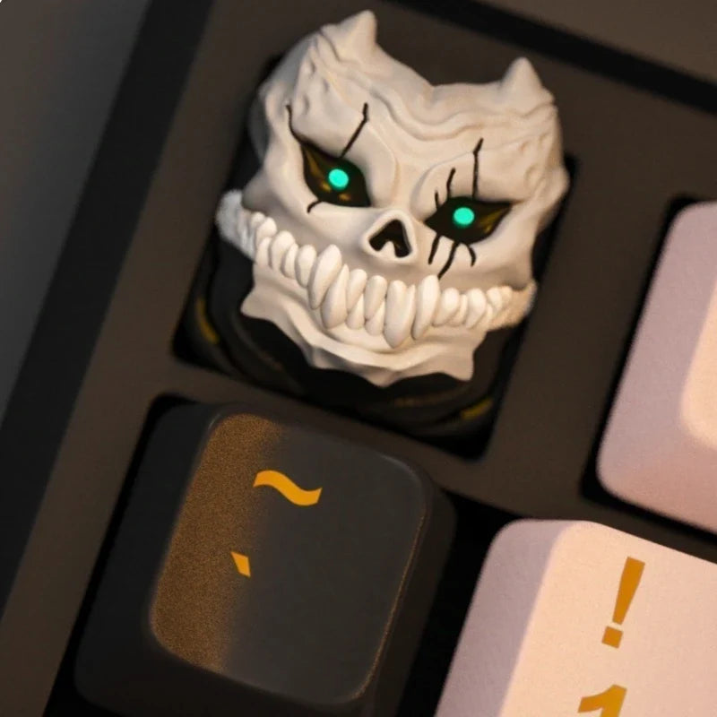 Monster Keycaps Custom White Cool Skull Cross Axis Mechanical Keyboard Keycaps Original Design 3D Resin Handmade Cartoon Keycaps