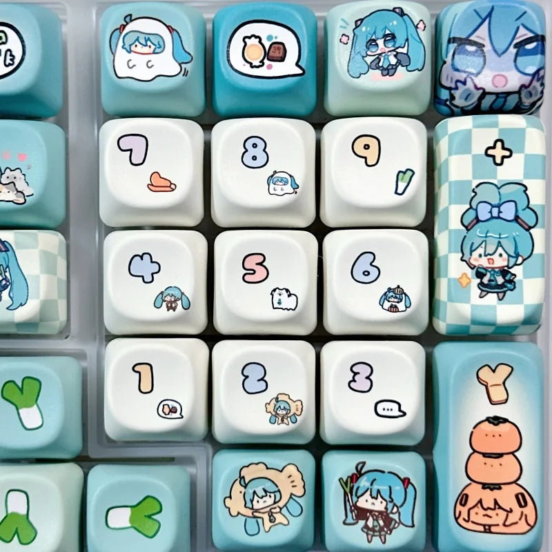 New Miku Anime Keycaps 131Keys Customized Pbt Material Keycaps Cute Cartoon Pattern Computer Game Mechanical Keyboard Keycaps