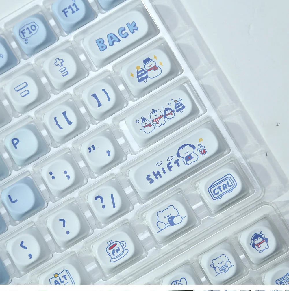 K135 Cute Winter Bear Key Cap MOA Profile Keycaps for Mechanical Keyboard Gaming Pbt for Mx Switches Keycap