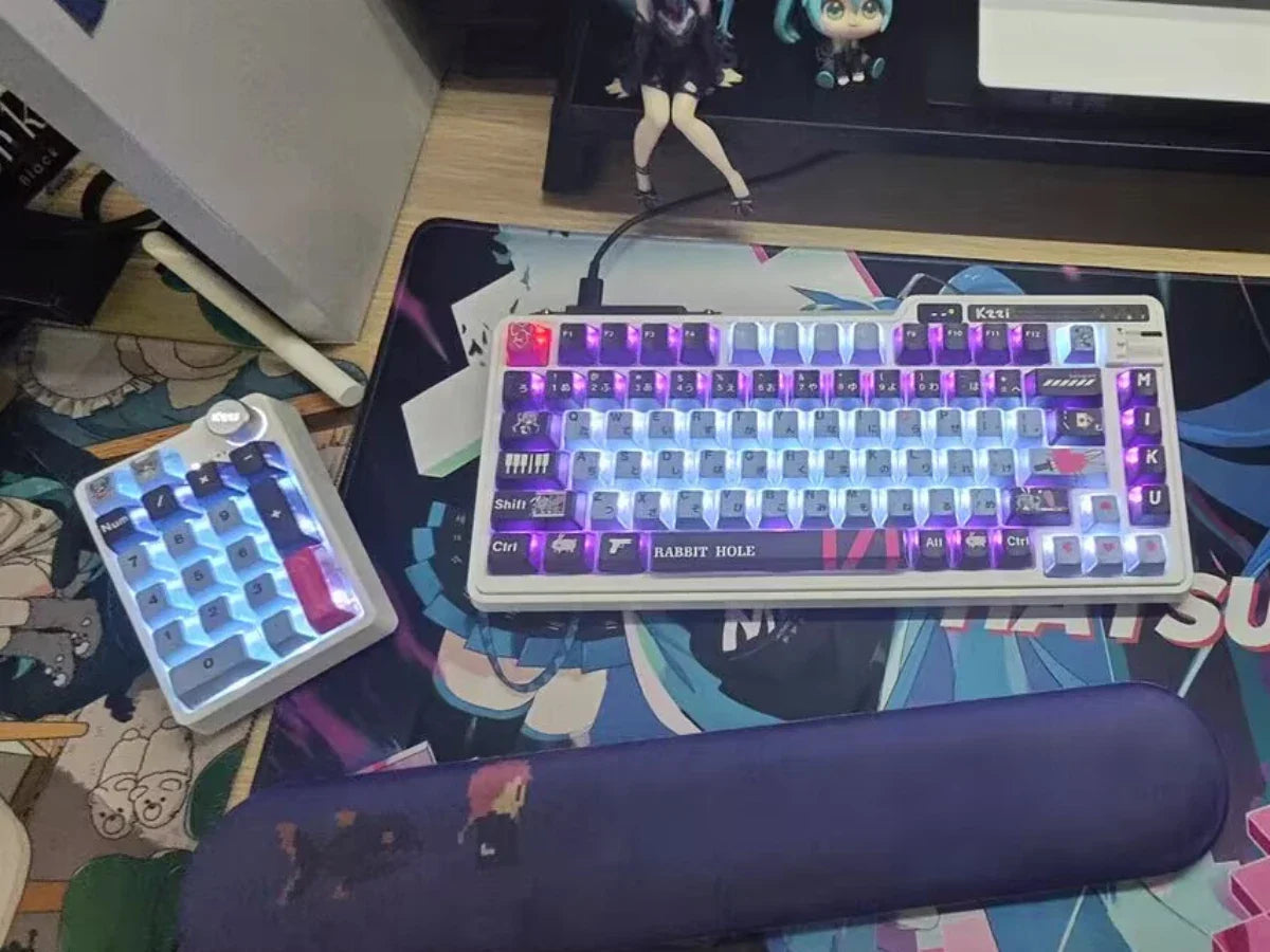 Miku Keycaps  Cute Custom Keycaps PBT Cherry Profile Key Cap Kawaii Anime Translucency Key Caps for Mechanical Keyboard Gifts
