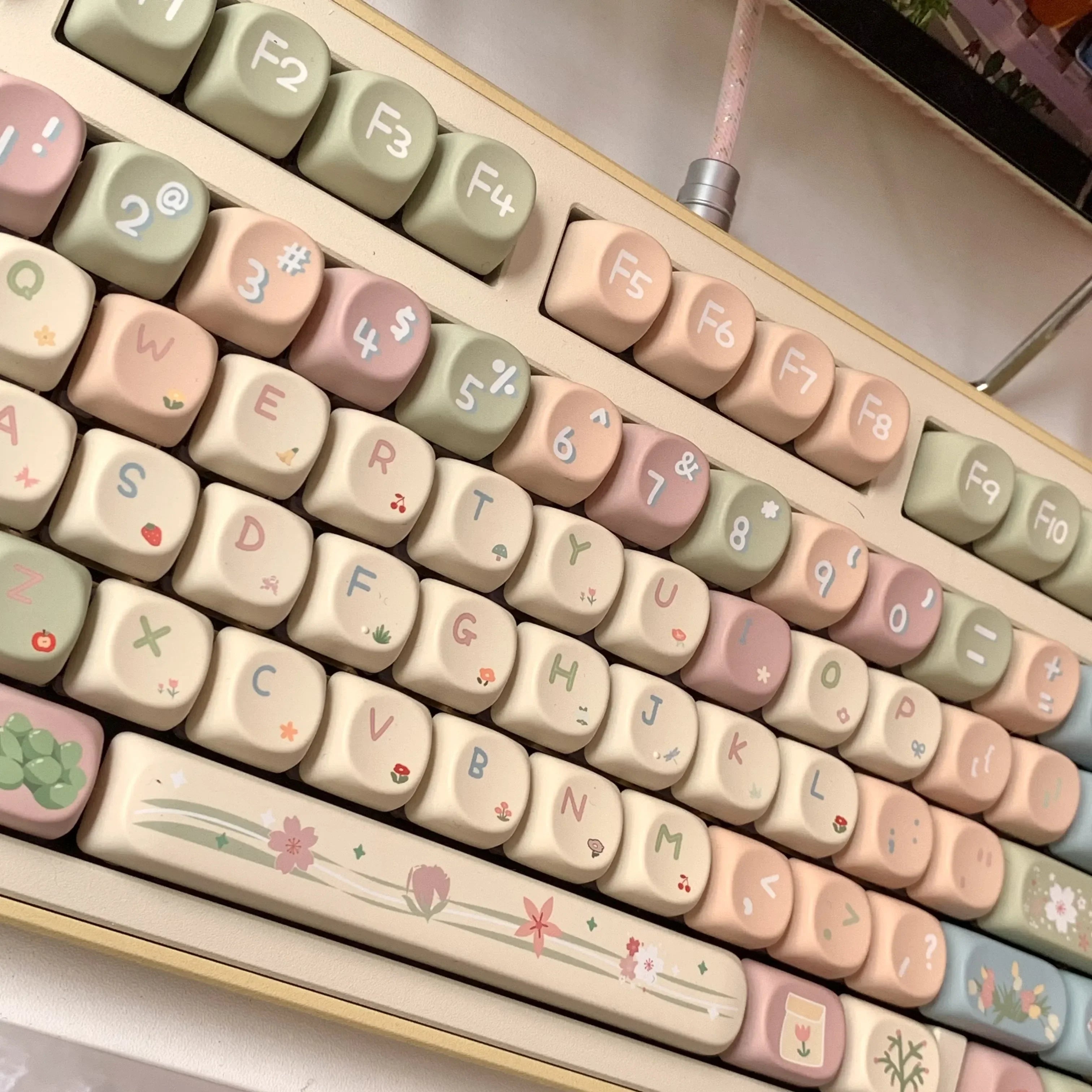 MOA Keycaps Cute Alice Keycaps Cute Keycaps 141 Keys PBT Sublimation Mechanical Keyboard Cap 2.25 U 2.75U
