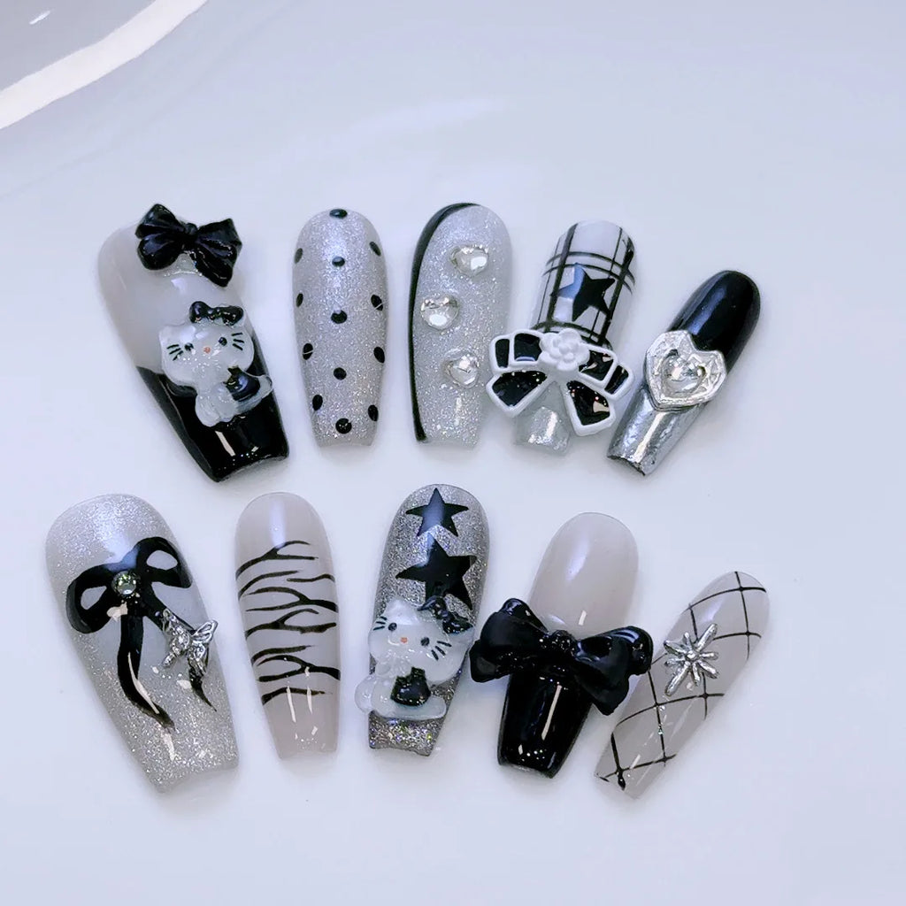 10Pcs Cute 3D Hello Kitty Kuromi Cartoon Handmade Nail Art Fashion Bow Luxury Diamond Detachable Full Cover Nails Holiday Gift