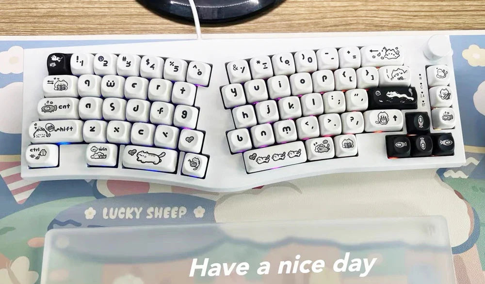 Naught Cat Black White Keycap 140 Keys MOA Profile PBT Keycaps Dye Sublimation for MX Switch Gaming Mechanical Keyboard Keycap