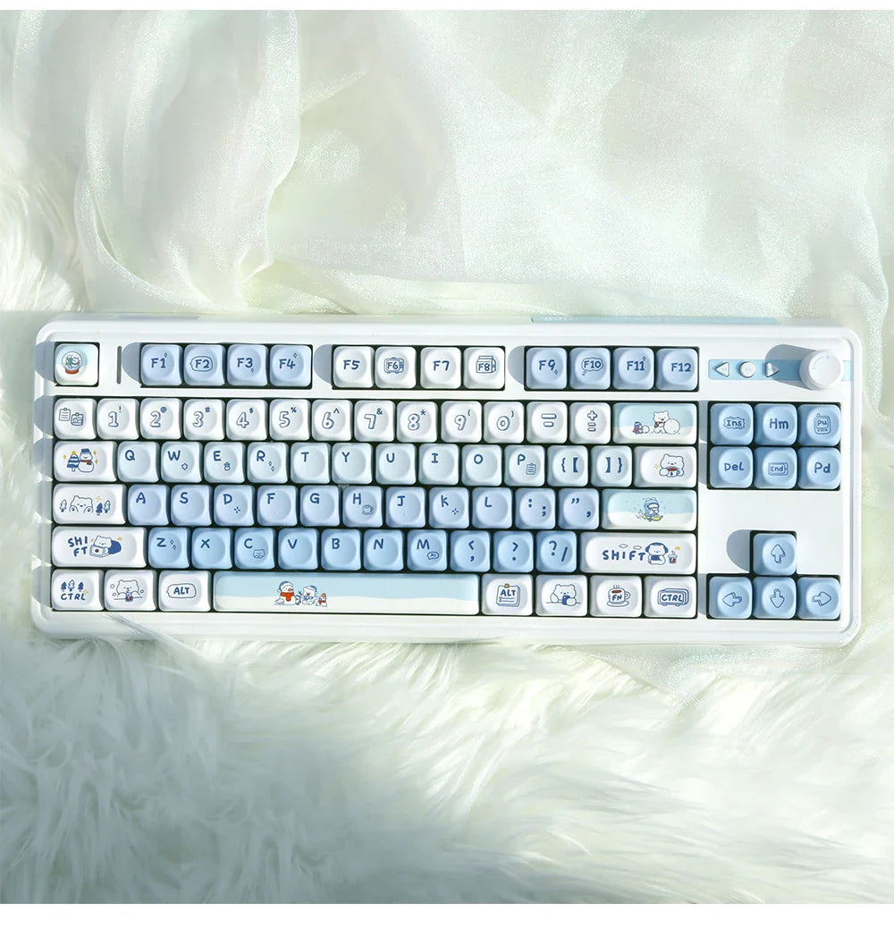 K135 Cute Winter Bear Key Cap MOA Profile Keycaps for Mechanical Keyboard Gaming Pbt for Mx Switches Keycap