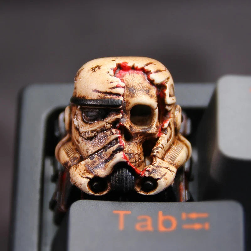 Battle-damaged Skull Key Cap Translucent Resin Keycaps Artisan Keycap Custom KeyCap for Mechanical Keyboard Accessories Gift