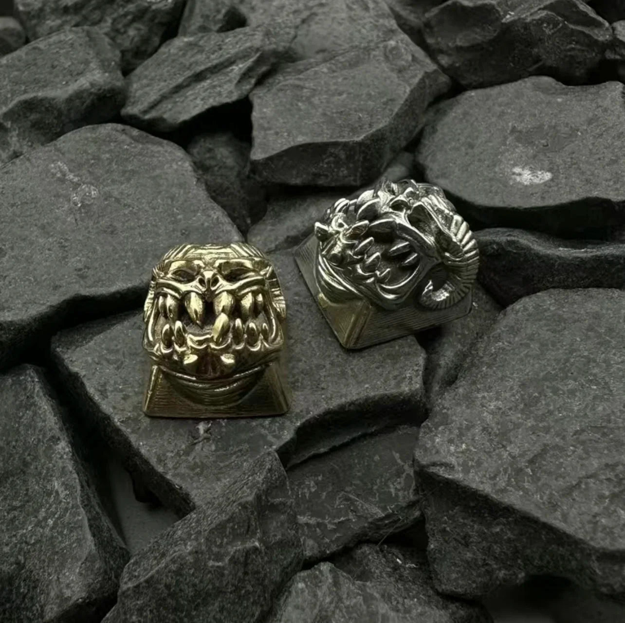 Black Myth: Wukong Keycaps Retro Skull Design Mechanical Keyboard Keycaps Customized Pure Copper Letter Card Slot Metal Keycaps