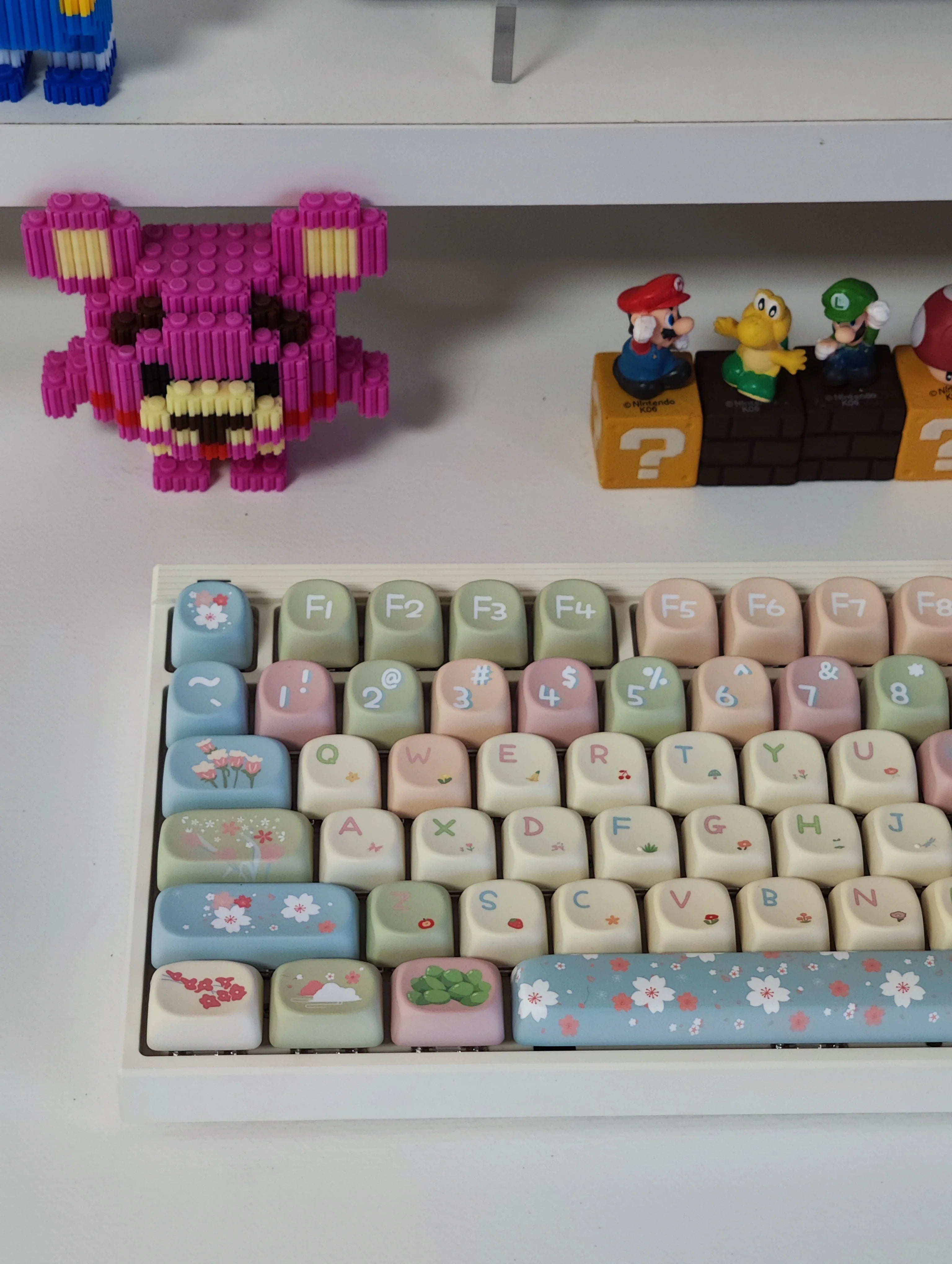 MOA Keycaps Cute Alice Keycaps Cute Keycaps 141 Keys PBT Sublimation Mechanical Keyboard Cap 2.25 U 2.75U