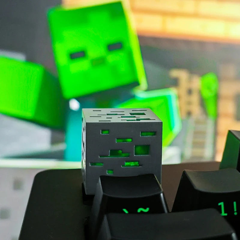 1Pc/6Pcs Keycap Game Single My World Three-Dimensional Creative Light-Transmitting Keycap Esc Ore Keycap