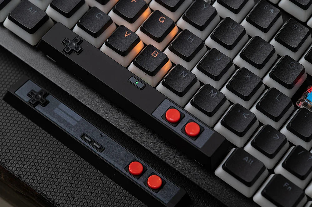 Retro Gamepad Keycap 6.25u spacebar Artisan Keycap ABS Material For MX switches for Gaming Mechanical keyboard Black White